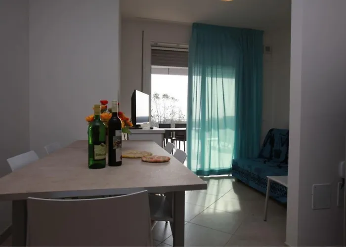 Residence Alessandro A Pochi Passi Dalla Spiaggia
