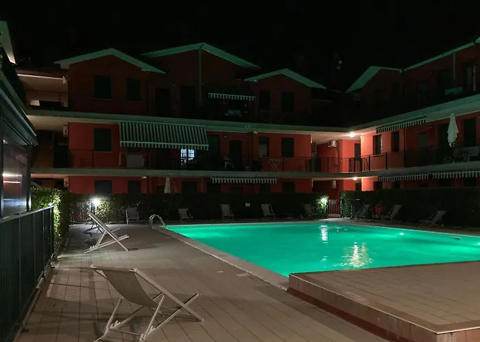 Residence Corallo Con Piscina